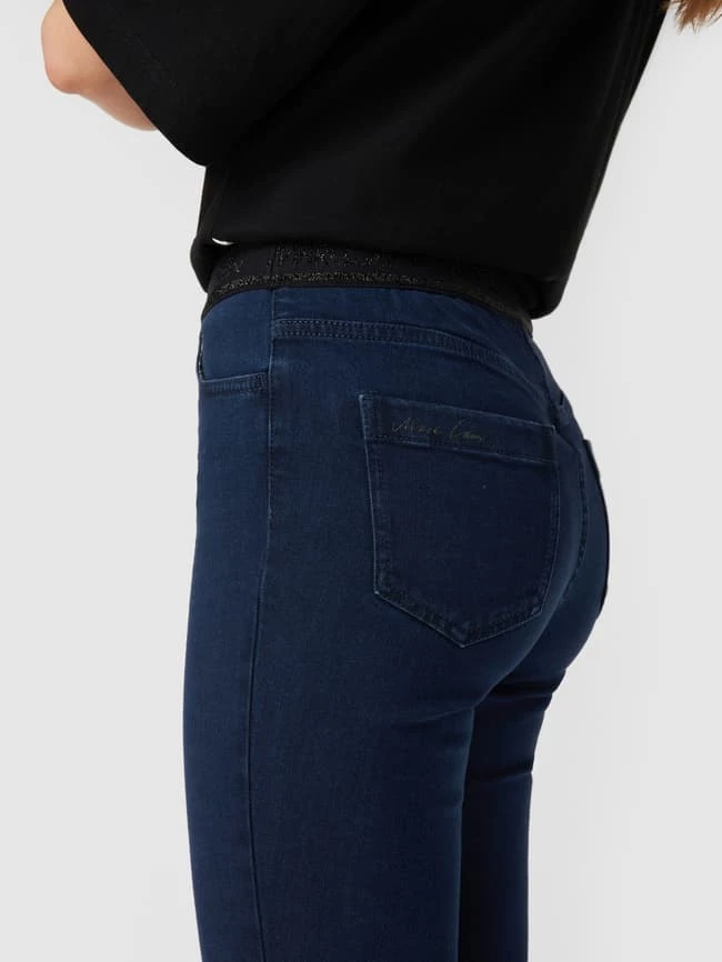 Marc Cain High Rise Jeans Im Slim Fit Mit Elastischem Bund - Dunkelblau Meliert 3 Marc Cain High Rise Jeans Im Slim Fit Mit Elastischem Bund - Dunkelblau Meliert – Bild 3