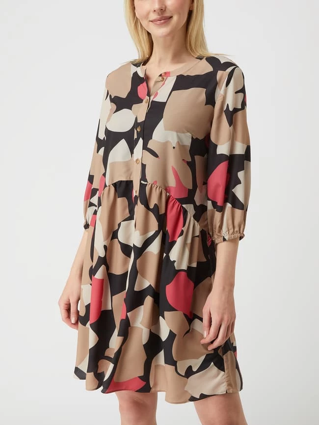BETTY & CO WHITE Blusenkleid Mit Allover-Muster - Beige 4 BETTY & CO WHITE Blusenkleid Mit Allover-Muster - Beige – Bild 4