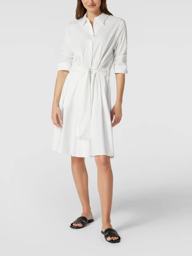 Marc Cain Tailliertes Midikleid Mit Umlegekragen - Offwhite 1 Marc Cain Tailliertes Midikleid Mit Umlegekragen - Offwhite