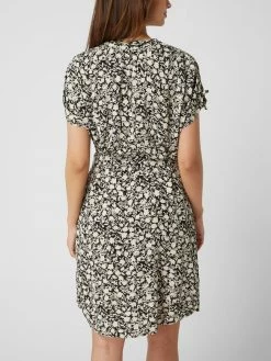 Esprit Blusenkleid Mit Floralem Muster - Schwarz 9 Esprit Blusenkleid Mit Floralem Muster - Schwarz -ONLY CARMAKOMA Shop 8sr3cki26gqjgli96t1jcdal8t6k6di6a5332j2868p4gk299oskge1makr56jqj6p2kaiaaa91kqcq36co3ad1n60o3io9kc9im6c9k6srm8ob470q6ae9oclimad1jcksjip8