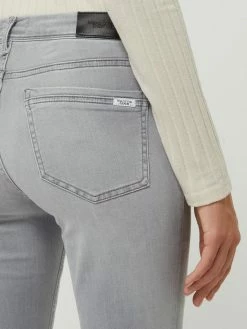 Marc O'Polo Denim Slim Fit Mid Rise Jeans Mit Stretch-Anteil Modell 'Alva' - Hellgrau 7 Marc O'Polo Denim Slim Fit Mid Rise Jeans Mit Stretch-Anteil Modell 'Alva' - Hellgrau -ONLY CARMAKOMA Shop 918k4jif6la42gi1acs30kpja974gga96174ad2575934k9ma0s5ck1jacq5aj1maor4ajhm75ak6c1ja13m6cb2ccs30d1pckp3edpkc8rj4e9g6cr3gpb6cgqjgdph6oo6aco