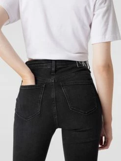 Calvin Klein Jeans Skinny Fit Jeans Mit Label-Patch Aus Leder - Schwarz 7 Calvin Klein Jeans Skinny Fit Jeans Mit Label-Patch Aus Leder - Schwarz -ONLY CARMAKOMA Shop a0r4khij8kpkklhh913jgci4697l8k2l8solcihmah0l2i1l890kckho6d5k8hhk85736cq48l0k4h1p8p3jcphgcpi6ae1j6sq64o9k6oojeob475ijeopkckom2c9ochj66cg